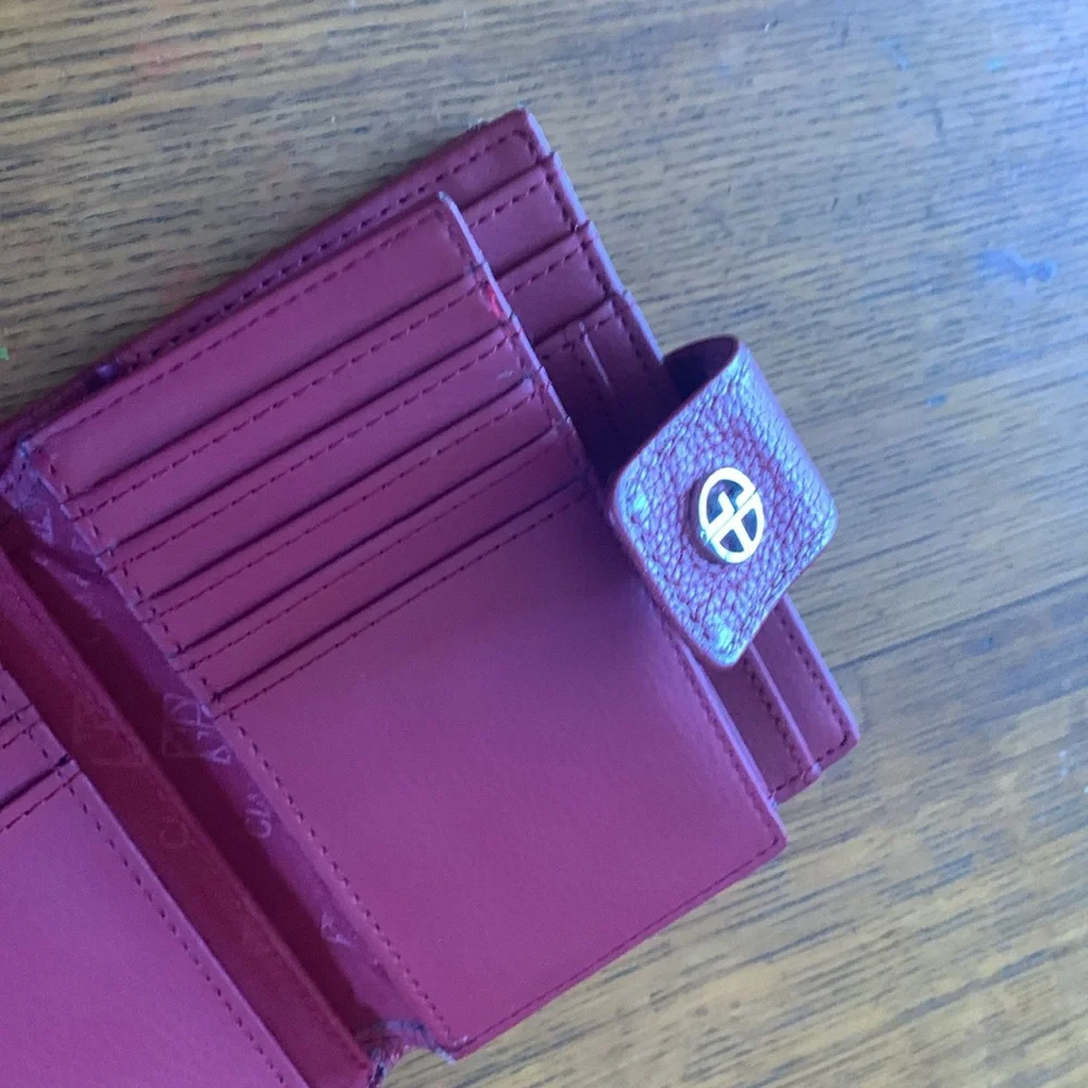 Red wallet - Picture 9 of 10